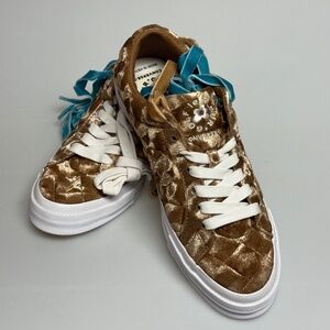 Converse LeFleur Velvet Tan quilted sneakers